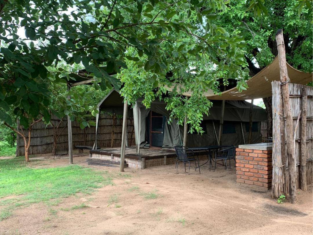 Kazondwe Camp And Lodge Kongola Bilik gambar